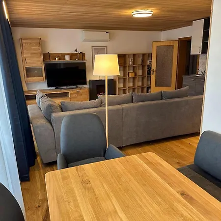 Apartment Cosy In Salzburg With Garden Saalfelden