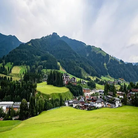 In Near Slopes * Saalfelden