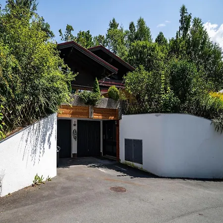 In Near Slopes Apartment